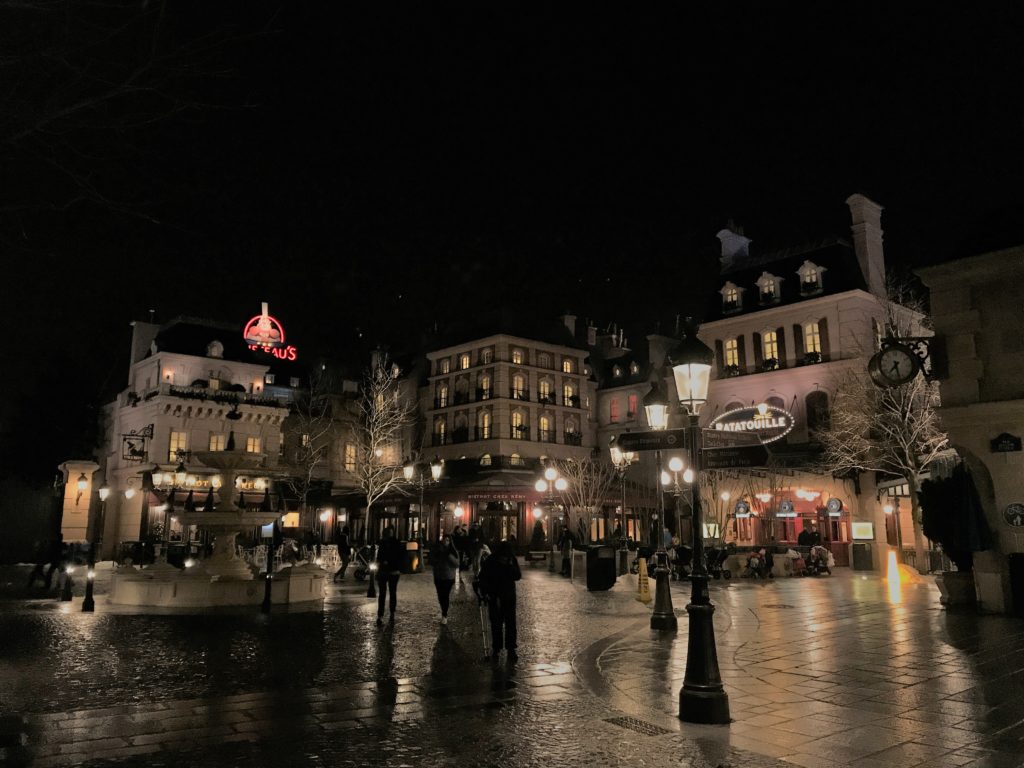 ヨーロッパ感全開 ディズニーランド パリのおすすめ3選 とぽりーのみに広場